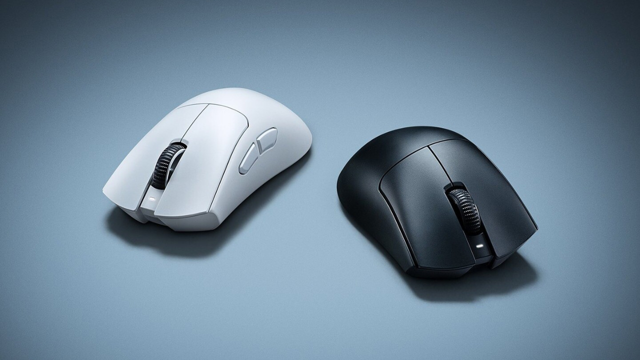 DeathAdder V4 Pro