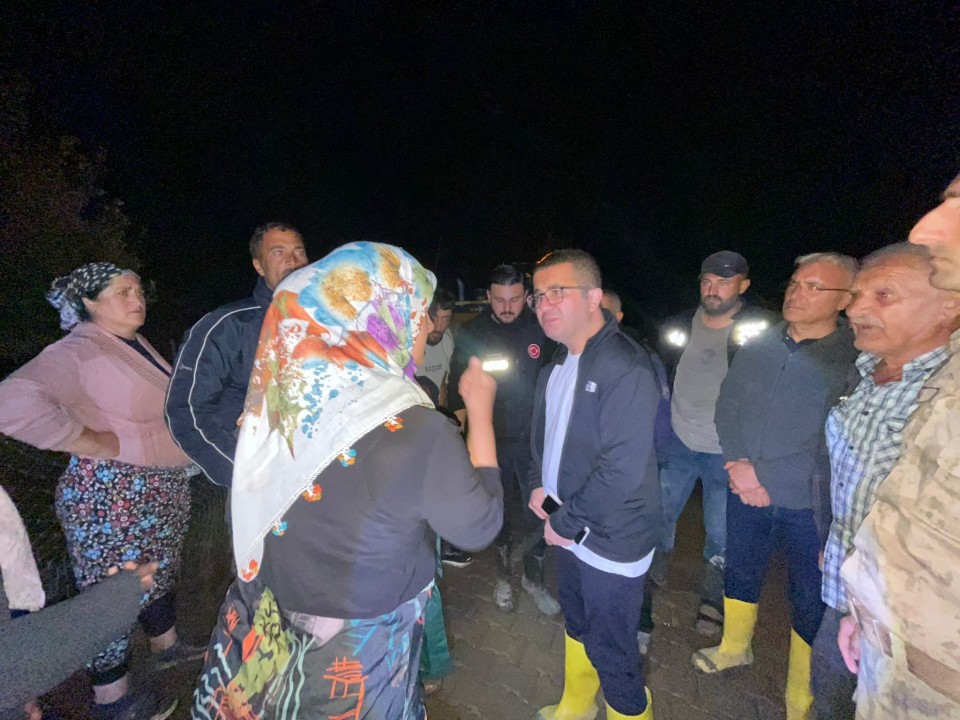 Kaymakam Daştan sel bölgesinde