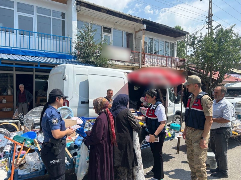 Susuz’da bilgilendirme standı açıldı