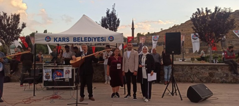 Kars’ta “Sözün ve Sazın İzinde: Âşıklar ve Şairler Şöleni” Düzenlendi