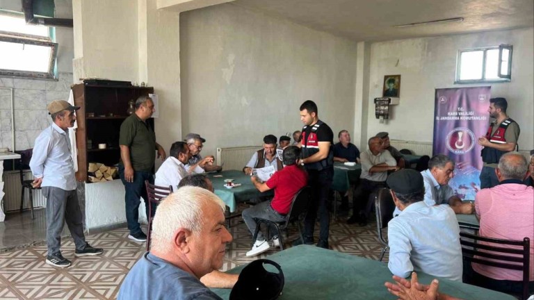 Kars’ta jandarmadan siber farkındalık eğitimi