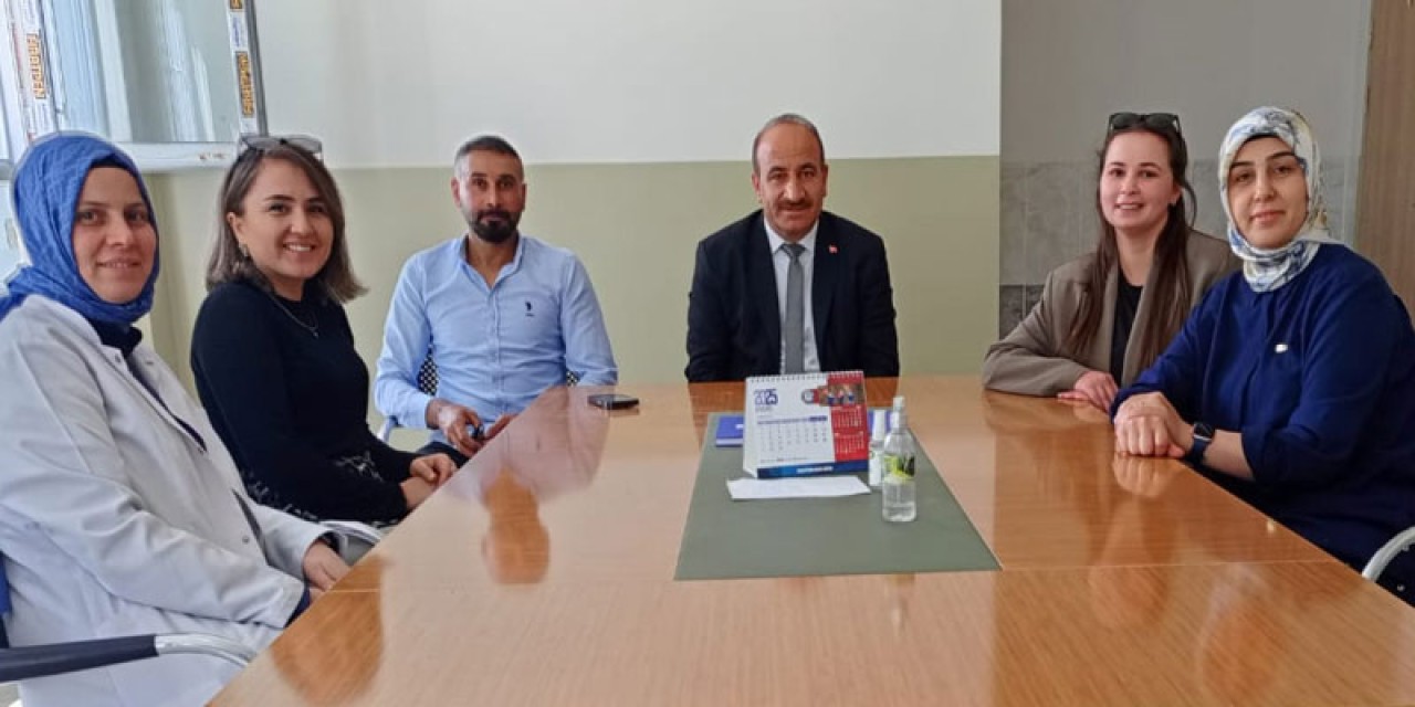 Milli Eğitim Müdürü Kaya, 100. Yıl Cumhuriyet Ortaokulu’nda