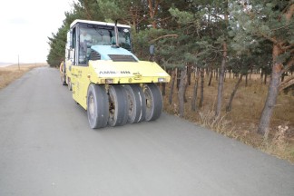 Köy Yollarında Yenileme Çalışmaları Hız Kesmeden Devam Ediyor
