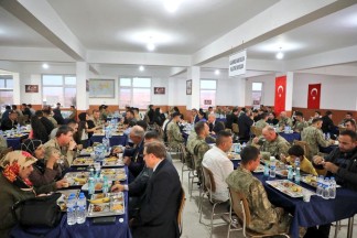 Gaziler Günü Onuruna Yemek Programı