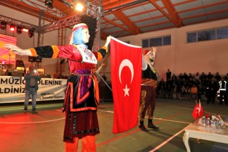 Aşıklar ve Halk Müziği Şöleni Düzenlendi