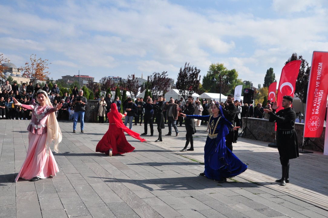 Kars'ta Yaşayan Miras Festivali başladı