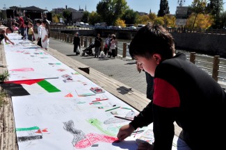 Kars'ta özgür Filistin'in resmini çizdiler