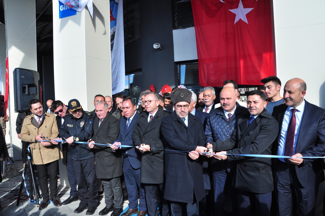 Kars’ta yeni Şehirlerarası Otogar hizmete açıldı