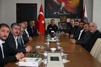 Kars’ta Esnaf Temsilcilerinden Emniyet Müdürü Tombul’a Ziyaret