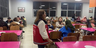 Kars’ta KYK Yurtlarında Kadına Yönelik Şiddetle Mücadele Eğitimi