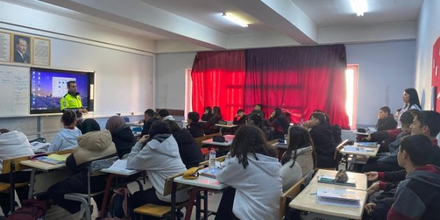 Kars'ta Miniklere Trafik Dersi: Bilinçli Nesiller Yetişiyor