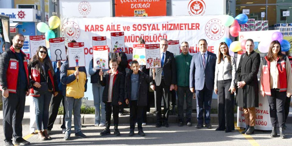 Kars'ta Çocuk Hakları Günü: Vali Polat'tan Projelere Tam Destek