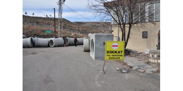 Kars Kalesi Gölgesinde Ulaşım Çilesi: Öğrenci Ring Seferi Bekliyor