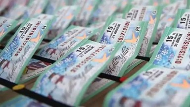 Kars'ta Yılbaşı Umudu: Rekor İkramiye Milli Piyango Biletlerini Uçurdu