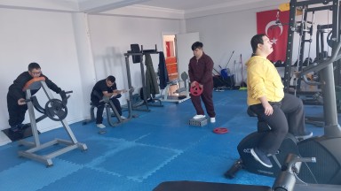 Kars'ta Özel Sporcular Hızlandı: Koordinasyon ve Motivasyon Zirvede