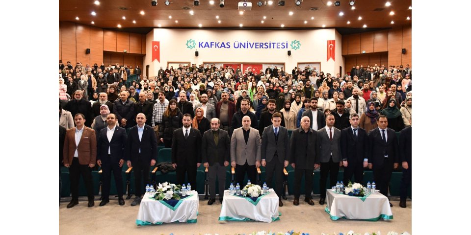 Mevlana'yı Anlamak: Kars'ta Harakani Merkezi'nden Özel Program