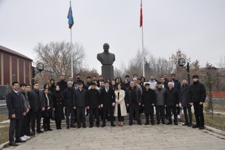 Haydar Aliyev, Kars’ta anıldı