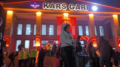Turistik Doğu Ekspresi Kars'ta: Ayazda Sıcak Karşılama, %100 Doluluk