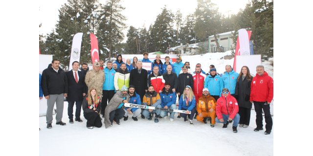 Kristal Karda Zirve Yarışı: Sarıkamış Cup'ta Nefesler Tutuldu