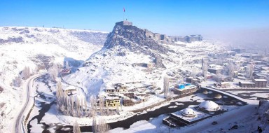 1 Ocak'ta Tatil mi? Resmi Kurumlar, Bankalar ve Okullar Açık mı?