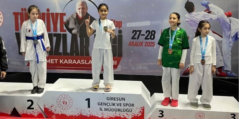 Kars'ın Karate Şampiyonları: 5 Altın Madalya ile Zirvede!
