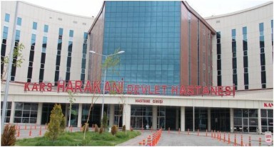 Kars Harakani Devlet Hastanesi’nde çalışan tek şey yürüyen merdiven