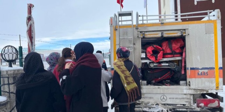 Yurtlarda Deprem Tatbikatı: Öğrenciler Afet Bilinciyle Güvende!