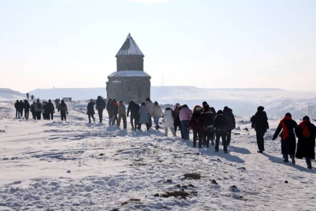 Kars: Vali Polat Ani Ören Yeri'nde! Tarihi Kentte Kültür Buluşması