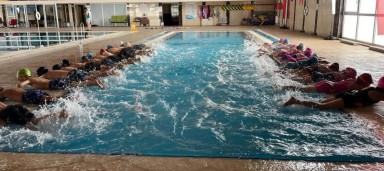 Kars’ta “Yüzme Bilmeyen Kalmasın” Projesi Tüm Hızıyla Sürüyor