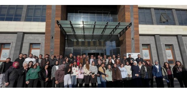 Kars'tan Başkente: Gençlerin Milli ve Manevi Değer Yolculuğu