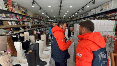 Kars AFAD'dan esnafa 'deprem' ziyareti