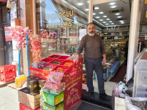 Kars’ta bayram şekeri tezgahlara indi: Uzmanlardan 'ucuz şeker' uyarısı