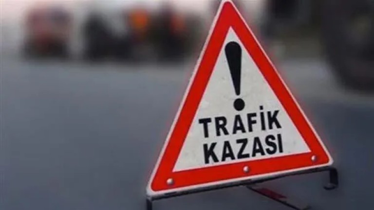 Kars'ta bayramın ilk günü kaza: 6 yaralı