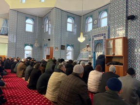 Bayram Coşkusu Namazla Başladı