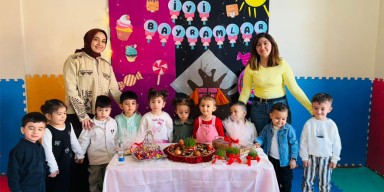 Miniklerden Çifte Bayram Coşkusu