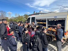 Önce eğitim sonra tatbikat: Karslı gençler AFAD ile hazırlanıyor