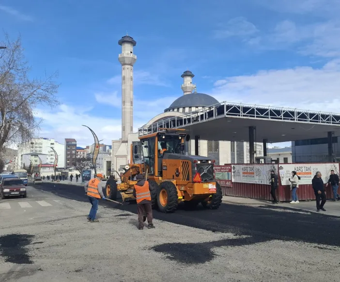 Milletvekili Çalkın: “Kars’ımızda yolların yapımına başladık”