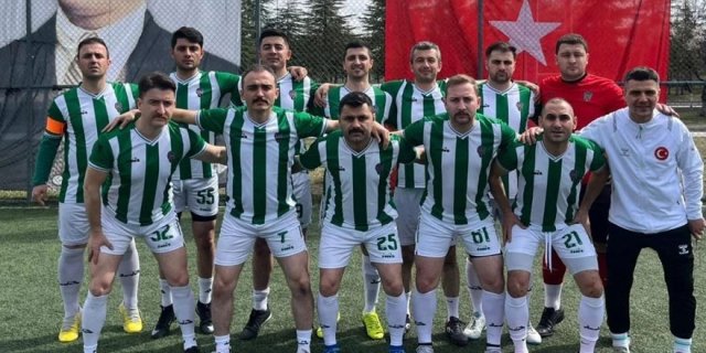 Kars İl Emniyet Müdürlüğü futbol takımı, Türkiye genelinde 3’üncülük elde etti