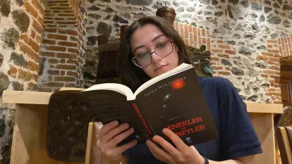 Sarıkamış'ta Kaza Geçiren Fatmanur Öztürk Konuşamadığı Dönemde Kitap Yazdı