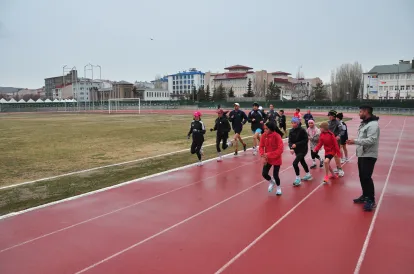 Milli atletler Avrupa Şampiyonasına hazırlanıyor