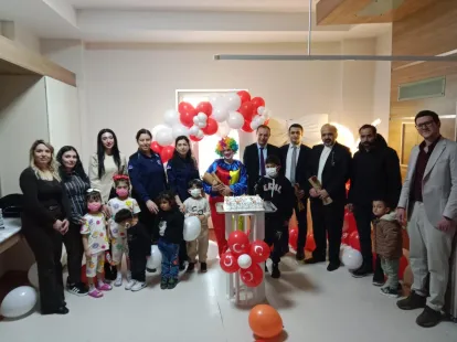 Hastanede bayram neşesi