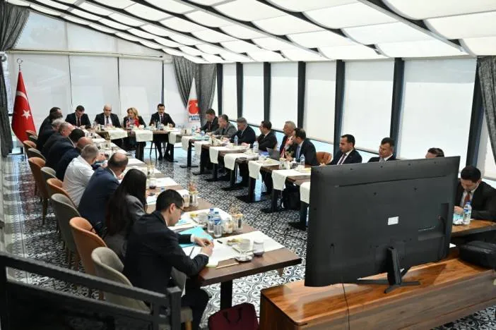 Kars’ta Türkiye-Ermenistan demiryolu için kritik toplantı
