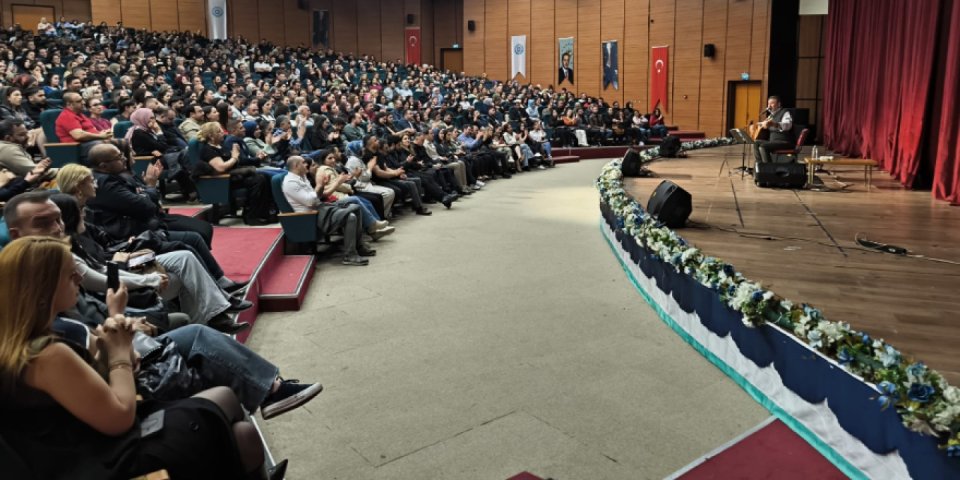 Kars’ta Nurettin Rençber rüzgarı: Türküler hep bir ağızdan söylendi