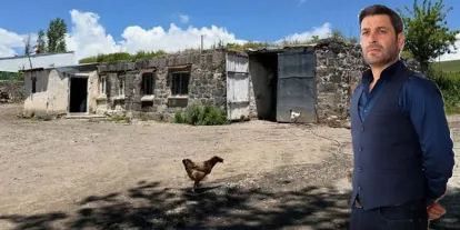 Ünlü Oyuncu Ozan Akbaba 25 Yıl Sonra Kars’ta