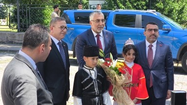Bakan Işıkhan'ın İlk Durak Valilik Oldu