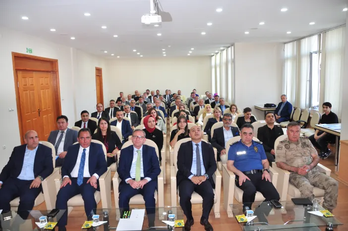 Kars’ta Kamuda İş Sağlığı ve Güvenliği Toplantısı yapıldı