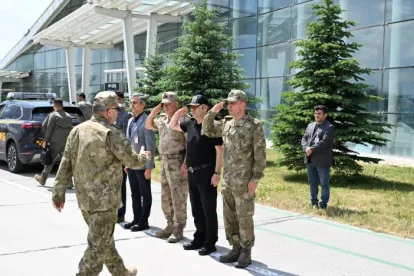Kara Kuvvetleri Komutanı Kars'ta