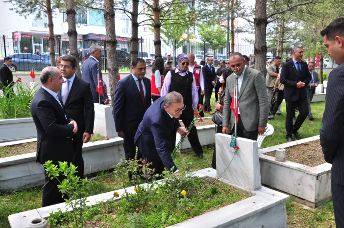 Kars’ta 15 Temmuz Ruhu Yeniden Canlandı: Anma Programları Başladı