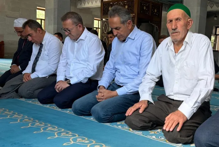 Şehitlerimiz İçin Mevlid-İ Şerif Programı Düzenlendi