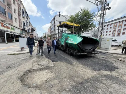 Vali Ziya Polat, Cumhuriyet Caddesi'ndeki Çalışmaları Yerinde İnceledi
